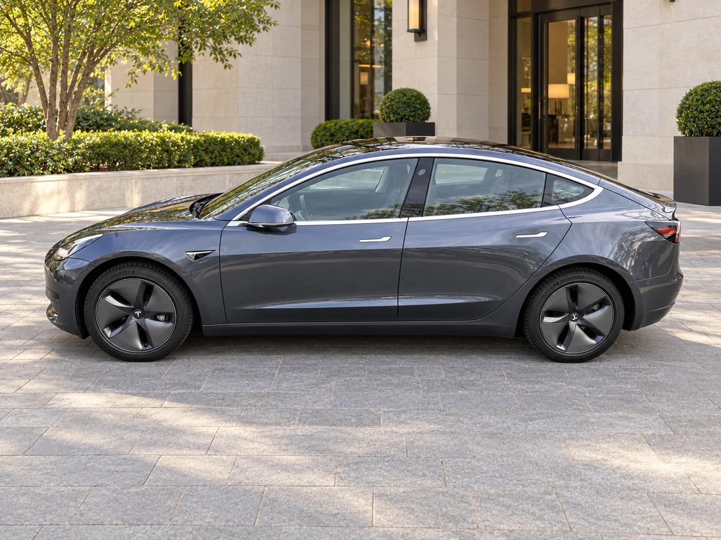Tesla Model 3, side view